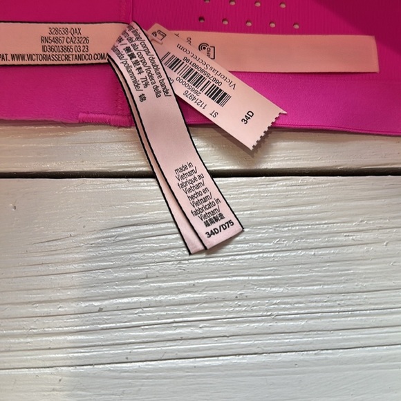 NWT Victorias Secret Sport High Support Sports Bra Bright Pink - Picture 5 of 5